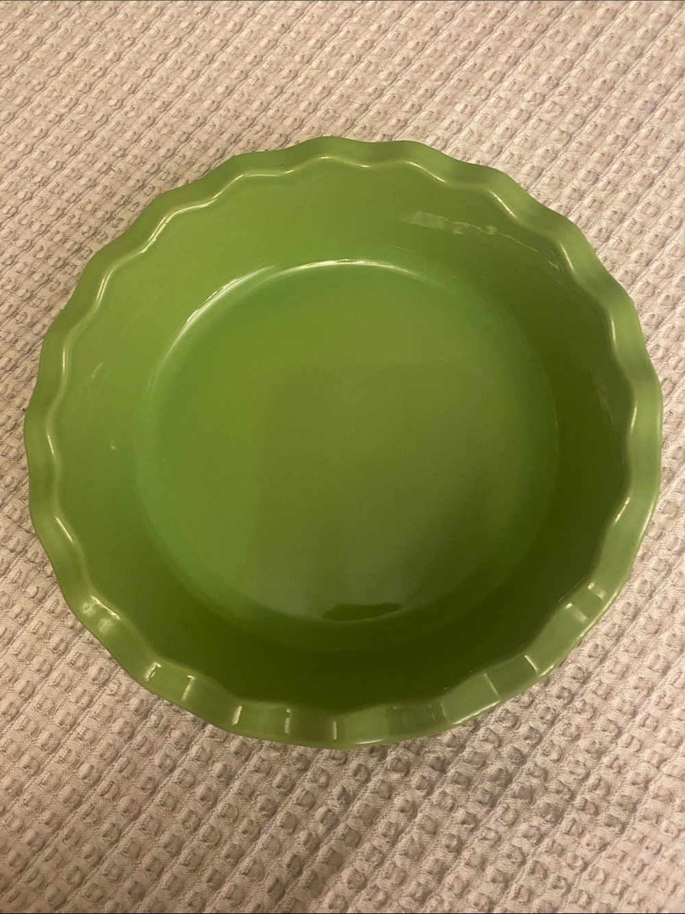 Emile Henry France Artisan Ruffled Pie Plate